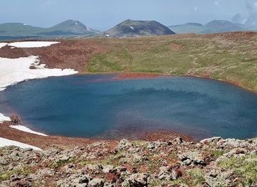 armenia/tsaghkadzor/landmark/azhdahak-mountain