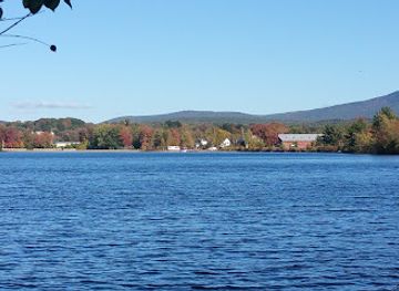 new-hampshire/laconia/landmark/bartlett-beach