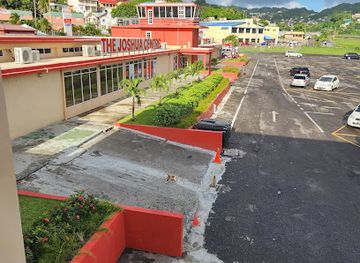 saint-vincent-and-the-grenadines/saint-george/landmark/e-t-joshua-building-complex