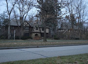 ohio/northeast-ohio/landmark/fairmount-boulevard-district