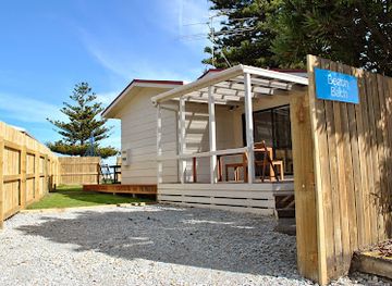 new-zealand/gisborne/landmark/waikanae-beach-top-10-holiday-park