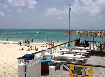 the-bahamas/lucaya/landmark/smith-s-point-fish-fry-home