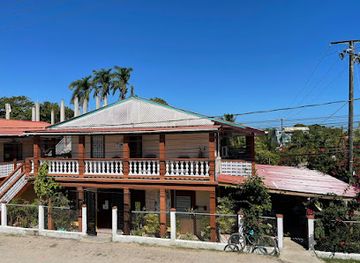 belize/punta-gorda/landmark/saint-charles-inn