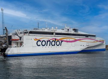 guernsey/sark/landmark/guernsey-harbours-condor-ferries-vehicle-check-in
