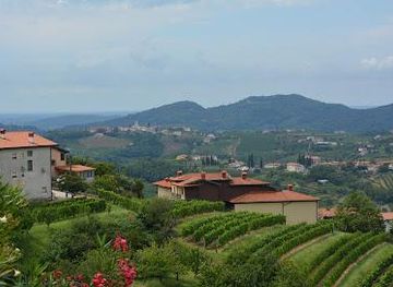 italy/trieste/landmark/smartno
