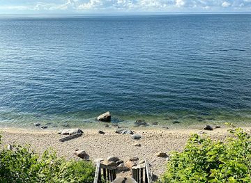 new-york/long-island/landmark/67-steps-beach-permit-parking