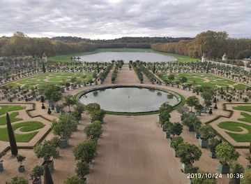 france/versailles/landmark/dragon-pool