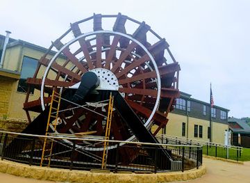 iowa/dubuque/landmark/travel-dubuque-iowa-welcome-center