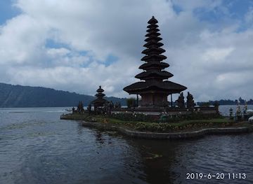 indonesia/bali/landmark/leke-leke-waterfall