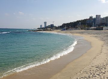 south-korea/gangneung-coastal-areas/landmark/gyeongpodae-pavilion