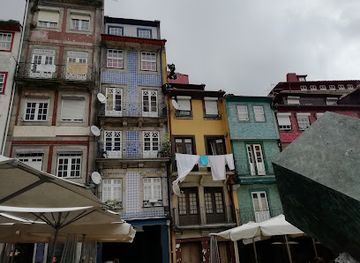 portugal/porto/ribeira/landmark/torra-de-rua