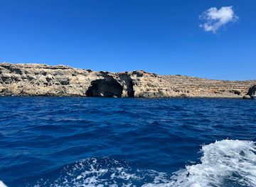 malta/gozo-and-comino/landmark/ebsons-comino-ferry
