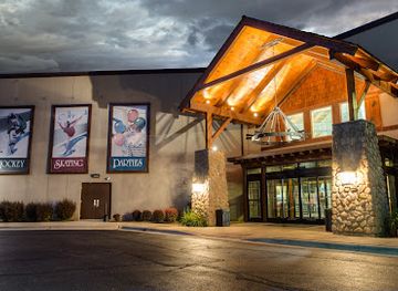 illinois/bolingbrook/landmark/rocket-ice-skating-rink