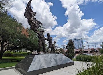 texas/austin/landmark/the-price-of-liberty