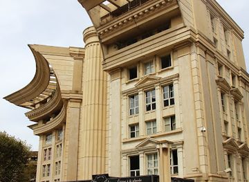 france/montpellier/antigone/landmark/place-du-nombre-d-or