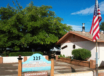 arizona/page/landmark/canyon-colors-bed-breakfast