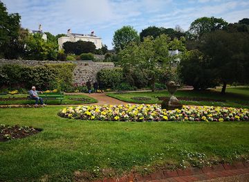 guernsey/les-tielles/landmark/la-societe-guernesiaise