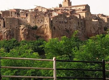 italy/orvieto/landmark/pitigliano