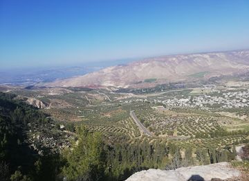 jordan/umm-qais/landmark/rubue-jadara-restaurant