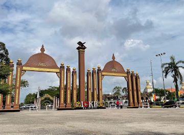 malaysia/kota-bharu/landmark/gerbang-kota-sultan-ismail-petra