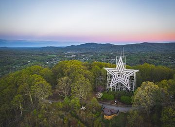 Mill Mountain Star