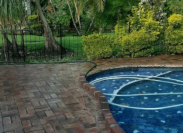 zimbabwe/harare/landmark/borrowdale-west