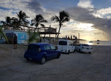 anguilla/sandy-ground-village/landmark/lit-lounge