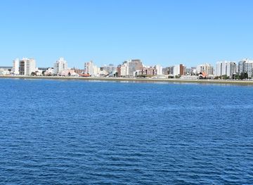 argentina/puerto-madryn/landmark/comandante-luis-piedra-buena-pier