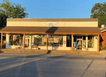 arkansas/rogers/landmark/the-copper-crown