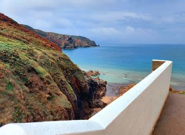 jersey/trinity/landmark/jersey