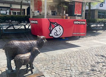 norway/stavanger/landmark/lars-oftedals-plass