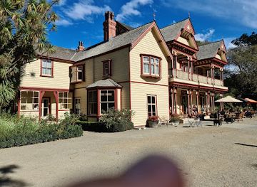 new-zealand/christchurch/landmark/riccarton-house-and-bush