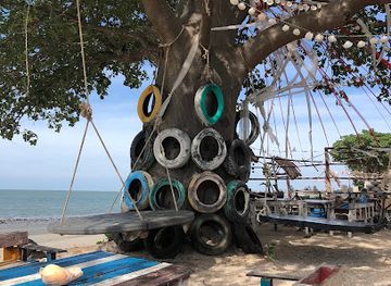 the-gambia/kombo-south/landmark/lamin-s-happy-corner