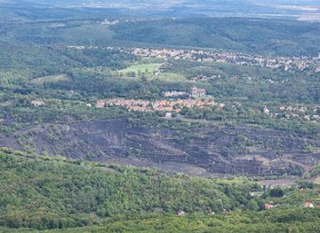 hungary/mecsek-mountains/landmark/pecs-tv-tower