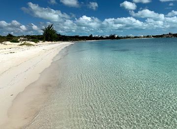 turks-and-caicos-islands/west-caicos/landmark/taylor-bay-beach