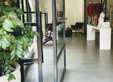 rwanda/kigali-province/landmark/maka-yura-spa