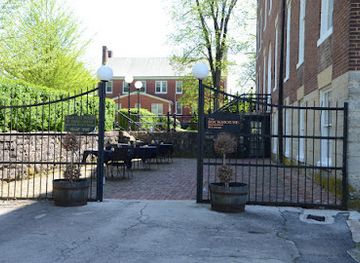 kentucky/bardstown/landmark/the-rickhouse