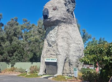 australia/high-country/landmark/giant-koala