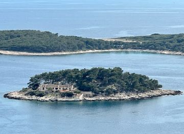 croatia/hvar-island/landmark/galisnik