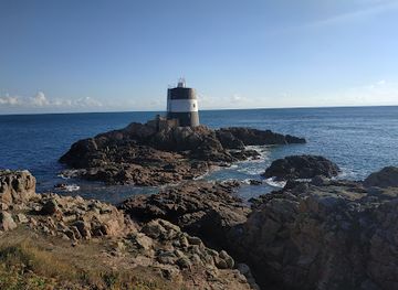 jersey/portelet-bay/landmark/portlet-tower