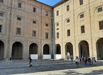 italy/parma/landmark/piazza-della-pace