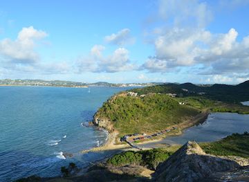 antigua-and-barbuda/indian-town-point/landmark/fort-barrington