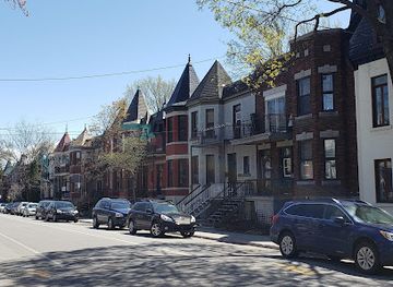 canada/montreal/mile-end/landmark/local-montreal-food-tours-mile-end-old-montreal-food-tours