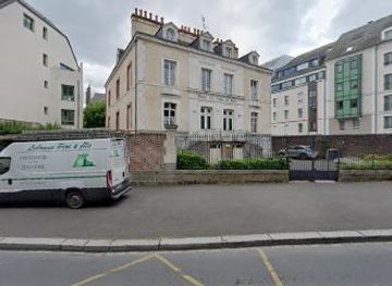 france/rennes/landmark/congregation-du-saint-esprit