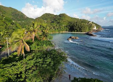 seychelles/ile-therese/landmark/port-glaud-lagoon