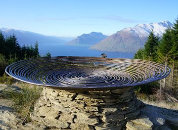 new-zealand/queenstown/landmark/queenstown-hill-walking-track