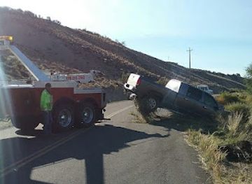 colorado/delta/landmark/ol-red-s-towing