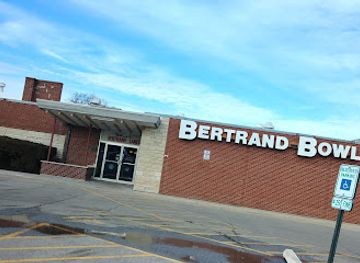 illinois/waukegan/landmark/bertrand-bowling-lanes-inc