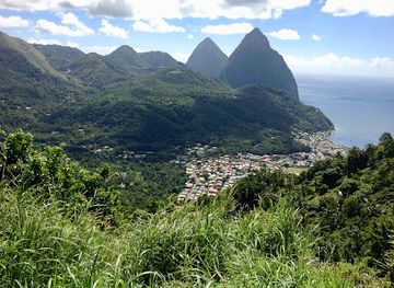 saint-lucia/pitons/landmark/trois-piton