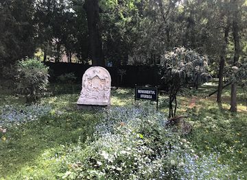 romania/bucharest/cismigiu/landmark/sturdza-monument